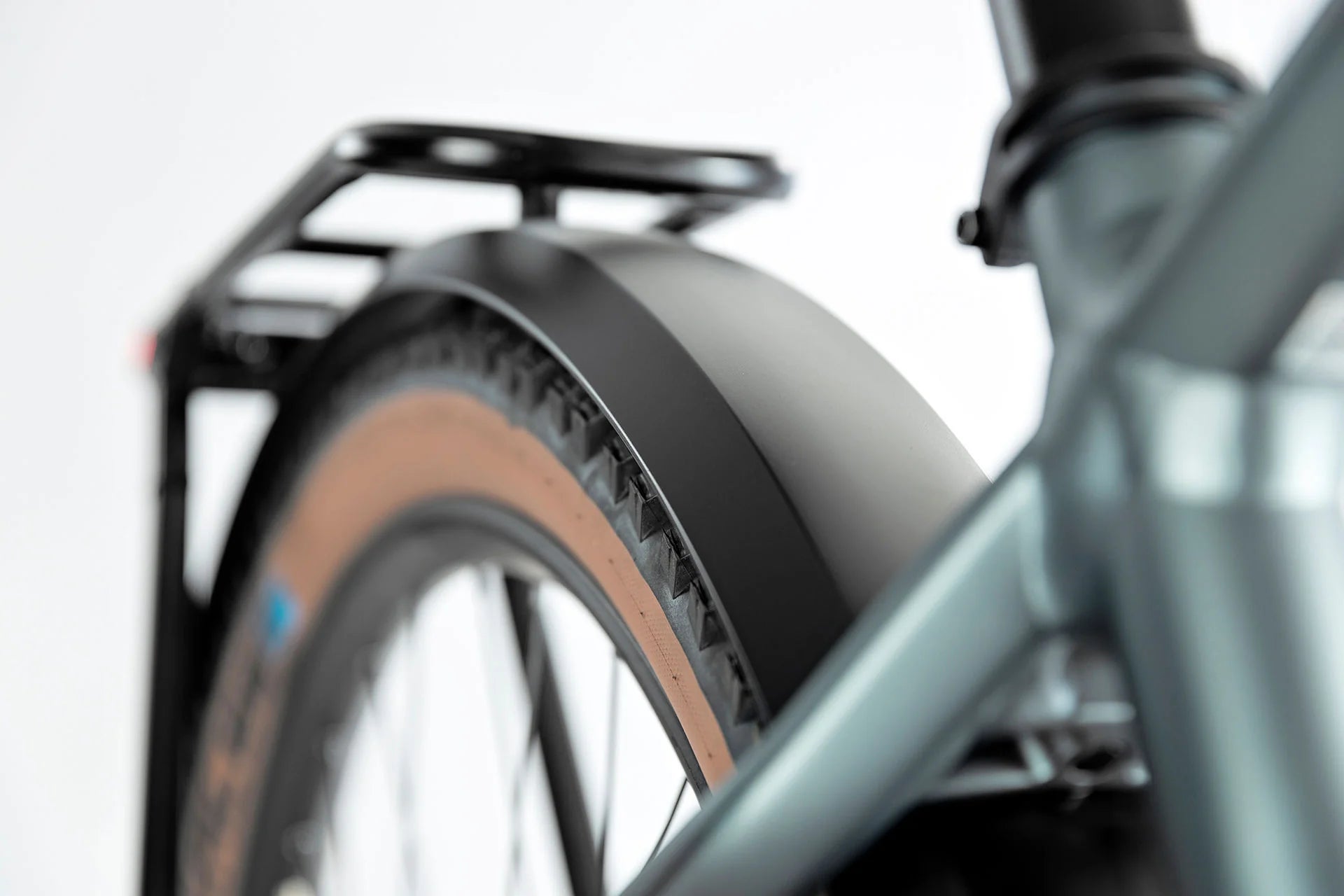 Centurion Backfire R2000 EQ