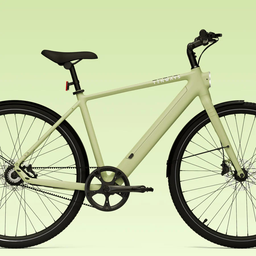 Tenways CGO600 Pro „Classic“ steht unter dem Licht
