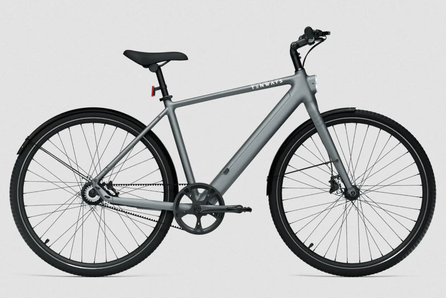 Tenways CGO600 Pro „Classic“ steht unter dem Licht